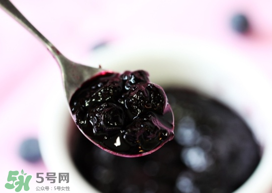 藍(lán)莓和楊梅能一起吃嗎？藍(lán)莓和楊梅可以一起泡酒嗎？