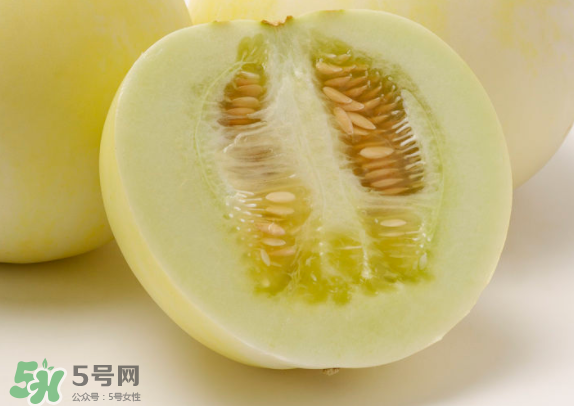 藍(lán)莓和香瓜能一起吃嗎？藍(lán)莓和香瓜能同時(shí)吃？