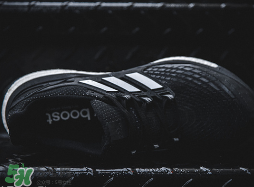 adidas energy boost4上腳怎么樣？阿迪達(dá)斯跑步鞋2017測(cè)評(píng)