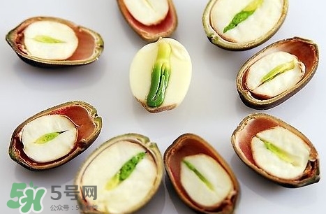 蓮子心怎么吃不會(huì)苦？蓮子心怎么泡水喝