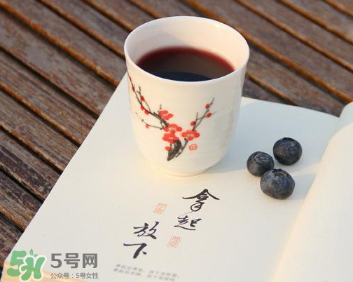 藍(lán)莓酒可以存放多久？藍(lán)莓酒保質(zhì)期多久？