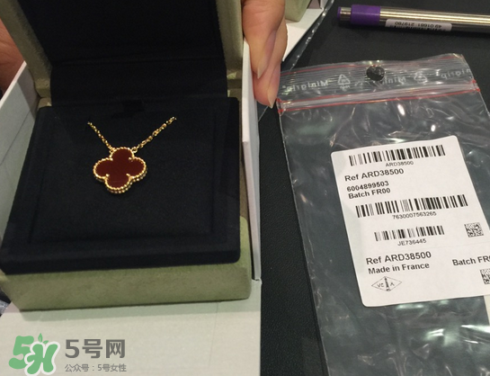 梵克雅寶四葉草項鏈是什么材質(zhì)？四葉草項鏈材質(zhì)介紹