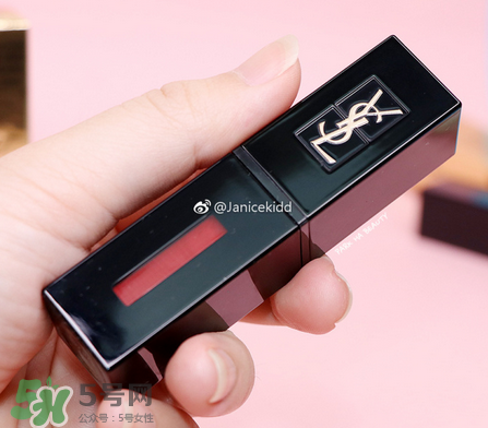 ysl黑管唇釉413是什么顏色？ysl圣羅蘭黑管唇釉413試色