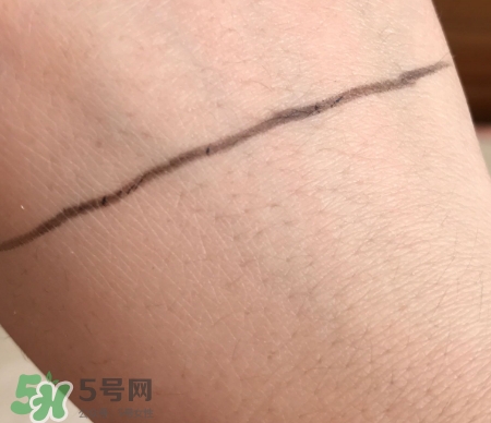 zeesea滾輪bb霜怎么用？zeesea滾輪bb霜使用方法