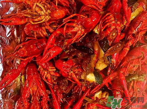 麻辣小龍蝦能隔夜吃嗎？麻辣小龍蝦隔夜能吃嗎？