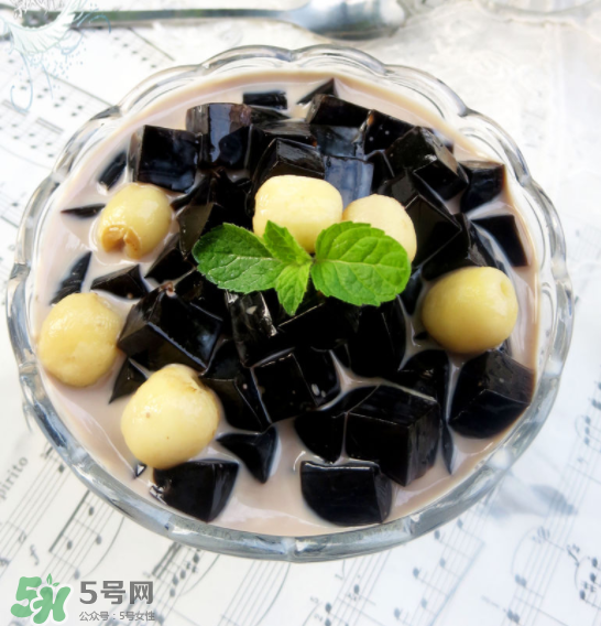 兒童能吃龜苓膏嗎？龜苓膏小孩能吃嗎？