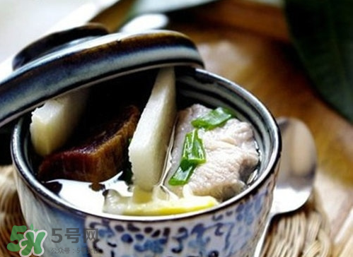 榴蓮殼燉排骨殼能吃嗎？榴蓮殼燉排骨什么味道？