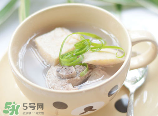 榴蓮殼燉排骨殼能吃嗎？榴蓮殼燉排骨什么味道？