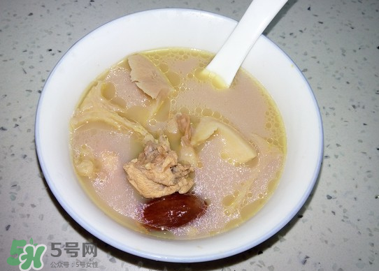 榴蓮殼煲雞湯殼能吃嗎？榴蓮殼煲雞湯殼好喝嗎？