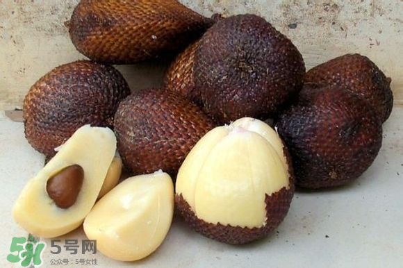 蛇皮果吃了會上火嗎？蛇皮果吃了會不會皮膚過敏？