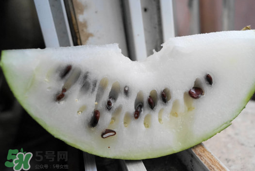 冬瓜爛了一點(diǎn)還能吃嗎？冬瓜爛了還能吃嗎？