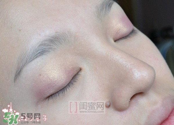 nars吉隆坡眼影怎么畫？nars吉隆坡雙色眼影畫法圖解