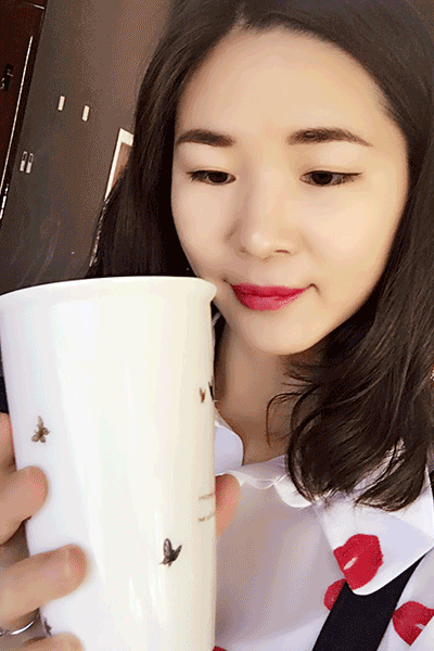 蘭蔻搖搖染唇液怎么樣？蘭蔻搖搖染唇液掉色嗎？