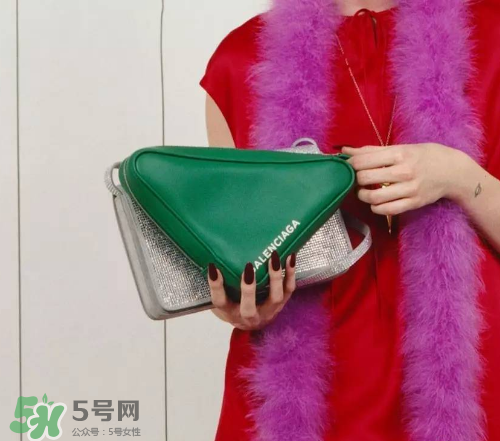 balenciaga三角形包包多少錢？巴黎世家三角包包專柜價(jià)格