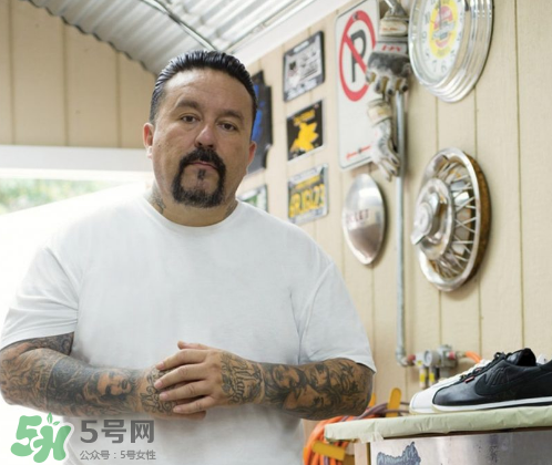 mister cartoon與nike cortez45周年聯(lián)名鞋子多少錢？