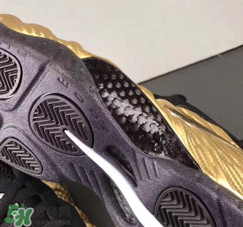 nike foamposite pro metallic gold耐克金泡多少錢？