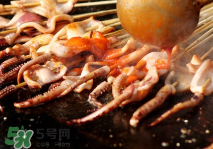 鐵板魷魚(yú)有營(yíng)養(yǎng)嗎？鐵板魷魚(yú)對(duì)身體有害嗎