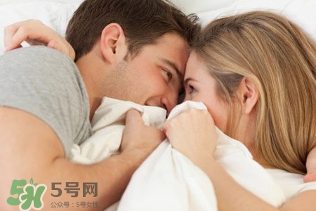 性生活后男人應(yīng)注意什么？性生活后男人吃什么好？