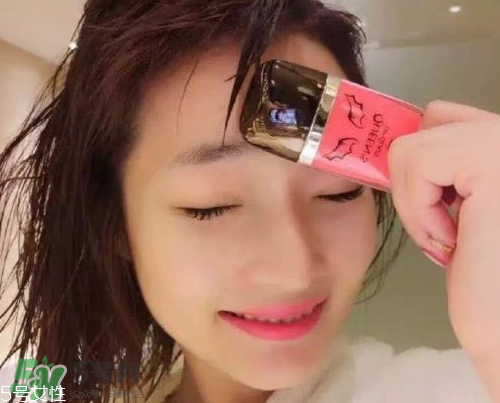 葵兒唇釉怎么區(qū)分真假？?葵兒唇釉真假對比