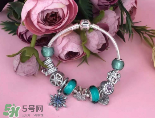 潘多拉手鏈好還是手鐲好？pandora手鏈和手鐲哪個(gè)比較好看？