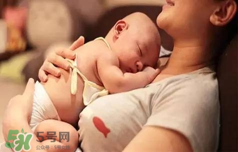 三伏天坐月子吃什么？三伏天坐月子可以開空調(diào)嗎？