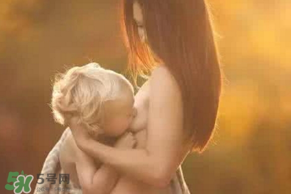 哺乳期可以貼三伏貼嗎？哺乳期貼三伏貼會影響寶寶嗎？