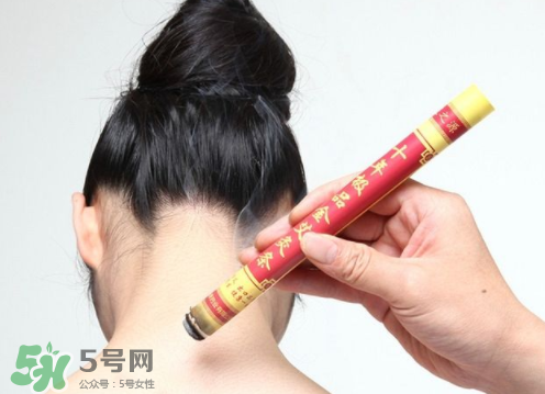 艾灸條和艾灸貼哪個好？艾灸好還是艾灸貼好？