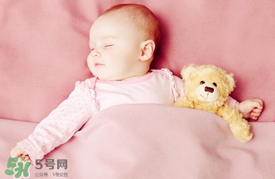 三伏灸小孩可以灸嗎？寶寶多大可以灸三伏灸？