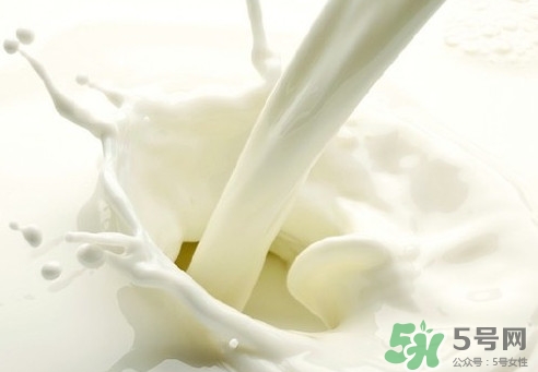 純牛奶可以加熱嗎？純牛奶和有機純牛奶的區(qū)別是什么