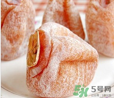 柿餅上的白霜可以吃嗎？怎么辨別柿霜的真假？