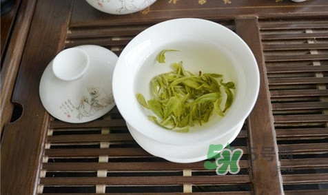 碧螺春泡出的茶是什么顏色？泡碧螺春水溫多少度最好