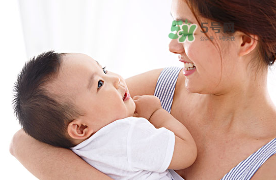 剖腹產(chǎn)后催乳按摩方法 剖腹產(chǎn)怎么催乳好？