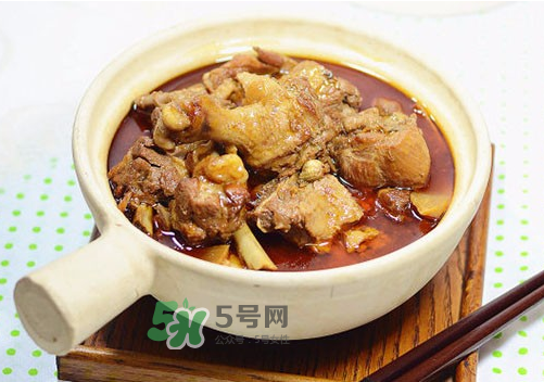 三伏天能吃鴨肉嗎？三伏天鴨肉燉什么好？