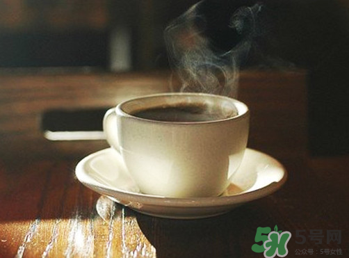 三伏天喝熱水能驅(qū)寒嗎？三伏天為什么喝熱水？