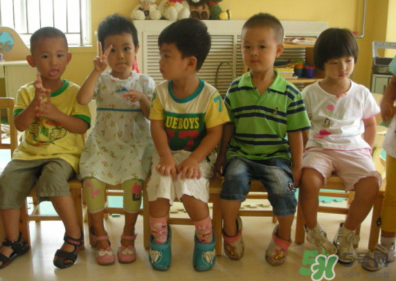 寶寶不去幼兒園可以嗎？寶寶可以不上幼兒園嗎？