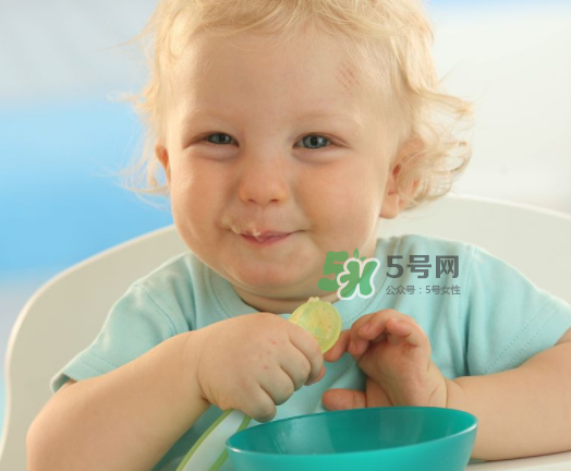 寶寶什么時(shí)候可以吃油？寶寶能吃油嗎？