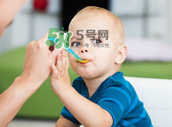 寶寶什么時(shí)候可以吃油？寶寶能吃油嗎？