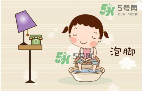 三伏天用什么泡腳最好？三伏天用什么泡腳去濕氣？