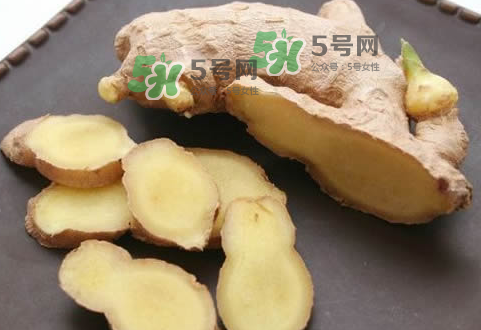 三伏天用什么泡腳最好？三伏天用什么泡腳去濕氣？