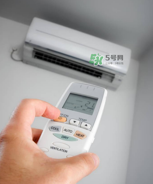 開空調(diào)很費(fèi)電嗎？開空調(diào)費(fèi)電還是開風(fēng)扇費(fèi)電？