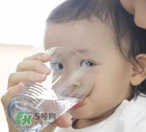 寶寶喝什么水好？寶寶喝哪種水好？
