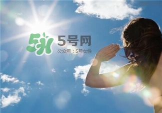 熱感冒和中暑的區(qū)別是什么？熱感冒和中暑的區(qū)別