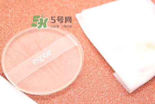 硅膠粉撲可以用散粉嗎？硅膠粉撲可以用干粉嗎？