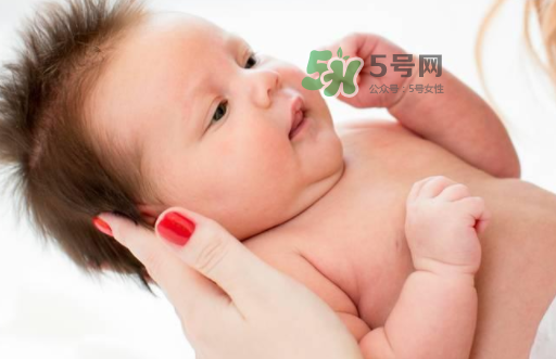 夏天寶寶咳嗽有痰吃什么好的快？寶寶夏天咳嗽有痰怎么辦？