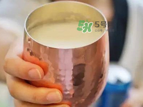 奶啤是酸奶的一種嗎？奶啤會不會醉？