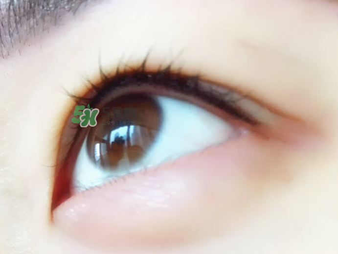 做美瞳線麻藥進(jìn)眼睛怎么辦？做美瞳線麻藥灼傷眼睛怎么辦？