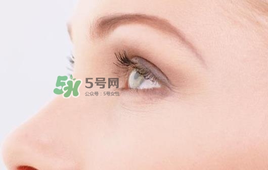 8月份可以割雙眼皮嗎？幾月份割雙眼皮最好？