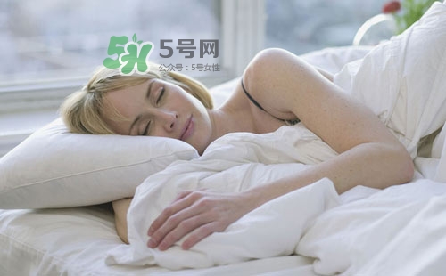 三伏天能曬被子嗎？三伏天曬被子好嗎？