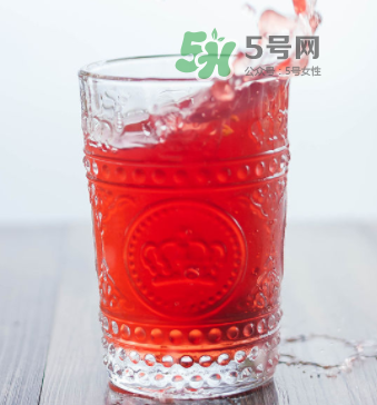 中暑能喝酸梅湯嗎？酸梅湯中暑能不能喝？