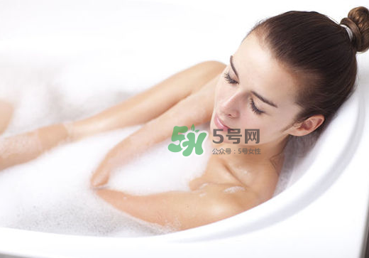 三伏天可以天天泡腳嗎？三伏天可以天天泡澡嗎？